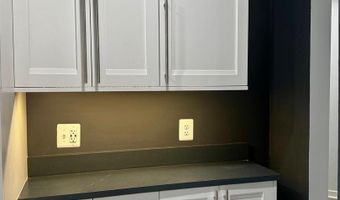 2004 QUAY VILLAGE Ct #101, Annapolis, MD 21403