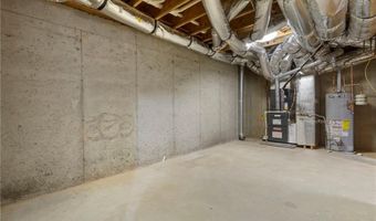 925 York Cv, Alpharetta, GA 30004