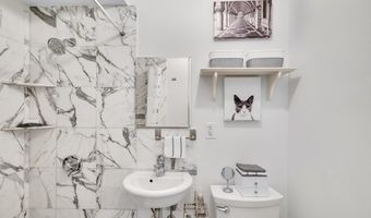 290 Commonwealth Ave 8, Boston, MA 02115