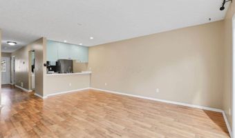 4693 Athalia Dr, Columbus, OH 43228