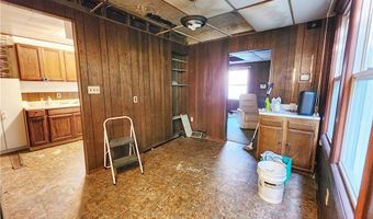 639 Pine St, Ambridge, PA 15003