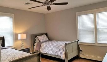 100 18th Avenue Unit 2 2Nd Floor 2, 2Nd Floor, Belmar, NJ 07719