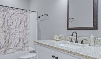 1666 ARLINGTON PARK Cir, Albany, GA 31701