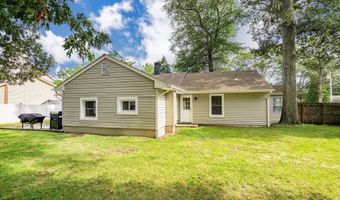 609 Main St, Bayville, NJ 08721