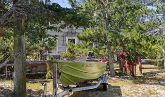 249 Shore Rd, Amagansett, NY 11930