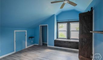 14 E 54th St, Savannah, GA 31405