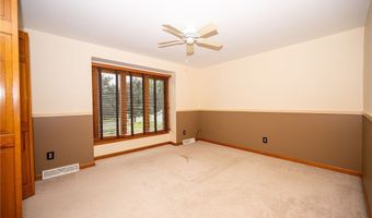 190 Wyeth Dr, Amherst, NY 14068