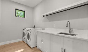 902 SHADY LANE Dr, Orlando, FL 32804