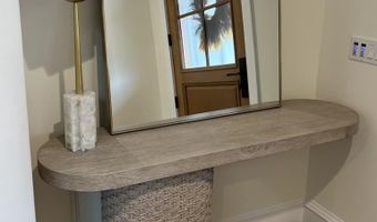 281 7th St, Avalon, NJ 08202