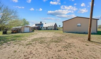 136 Country Pl, Adkins, TX 78101