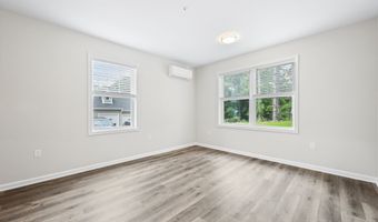 64 E Mitchell Ave 34, Cheshire, CT 06410