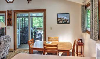 141 MALLARD Dr, Basye, VA 22810