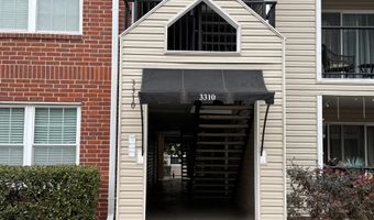3310 WYNDHAM Cir 215, Alexandria, VA 22302