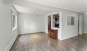 2319 E Olive St 1D, Arlington Heights, IL 60004