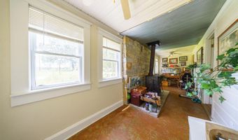 550 Medlock Rd, Batesville, AR 72501