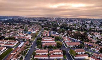 6882 Alderwood Dr, Carlsbad, CA 92011