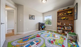 3523 NE Crystal Springs Dr, Bend, OR 97701