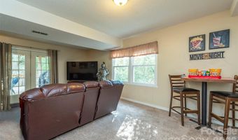 46 Foxberry Dr, Arden, NC 28704
