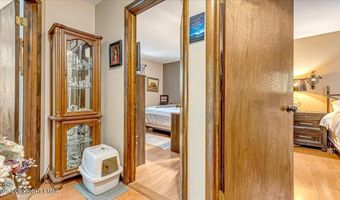 222 Keats Ln, Albrightsville, PA 18210