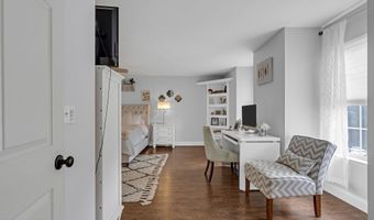 6 Surle Ct, Bayville, NJ 08721