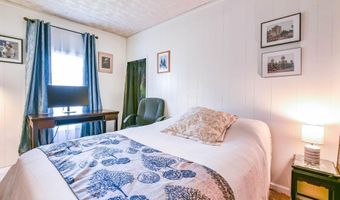 118 W South St, Bloomfield, IN 47424