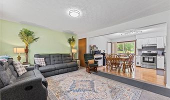 3486 Albrecht Ave, Akron, OH 44312
