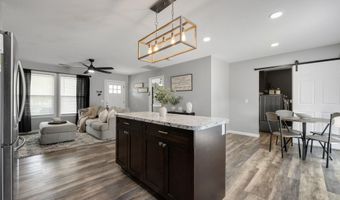 1704 Dallas St, Auburn, IN 46706
