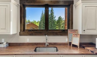 29 WHITE POINT Rd, Cora, WY 82925
