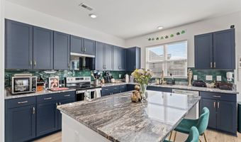 55 Walkabout Dr, Aberdeen, NC 28315