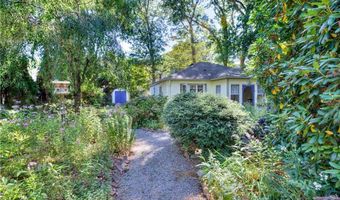 47 Wake Robin Trl, Narragansett, RI 02874