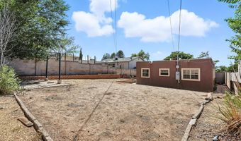 1632 Columbia Dr SE, Albuquerque, NM 87106