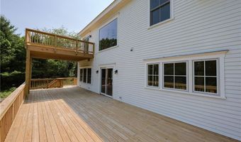 26 Old Stone Church Rd, Little Compton, RI 02837