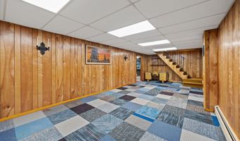 233 Mountain Rd, Cheshire, CT 06410