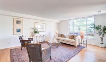 4936 SENTINEL Dr 302, Bethesda, MD 20816