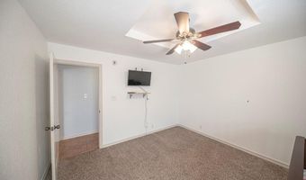 916 B Bronstad Dr, Andrews, TX 79714