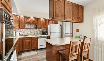 601 6th Street Pl SE, Altoona, IA 50009