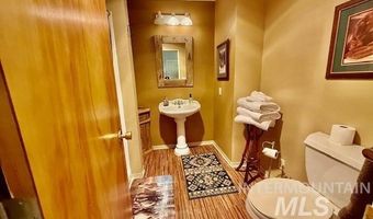 407 1st St, Asotin, WA 99402