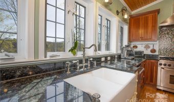 12 Riverview Dr, Bakersville, NC 28705