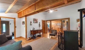 10496 Florida St, Aurora, OH 44202