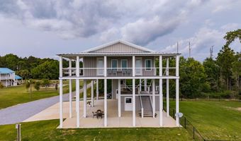 5004 Oak St, Bay St. Louis, MS 39520