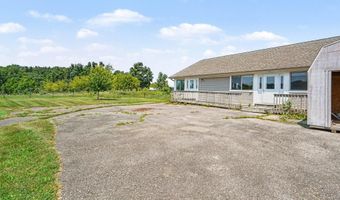 8753 Pleasant Lake Rd, Ann Arbor, MI 48103