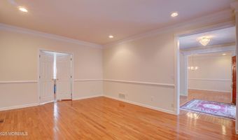 88 Vanderveer Dr, Basking Ridge, NJ 07920