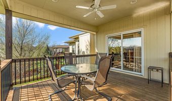 16657 Sandstone Cir, Basehor, KS 66007