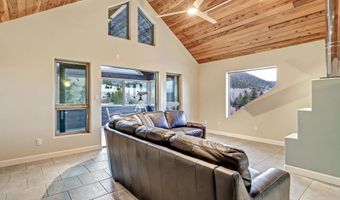 19 Panorama Pl, Angel Fire, NM 87710