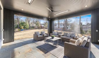 3556 N VALLEY St, Arlington, VA 22207