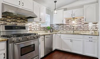 5 Grays Hill Acres, Beaufort, SC 29906