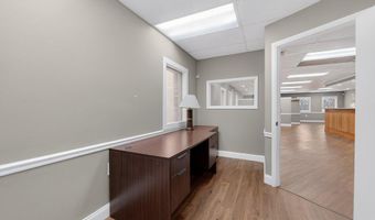 2563 FOREST Dr, Annapolis, MD 21401