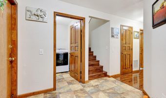 1823 Beaver Pl, Anchorage, AK 99504