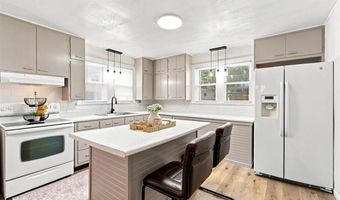 516 Lincoln St, Ainsworth, IA 52201