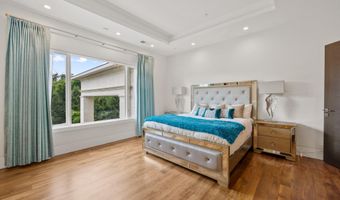 8880 BRADLEY Blvd, Bethesda, MD 20817